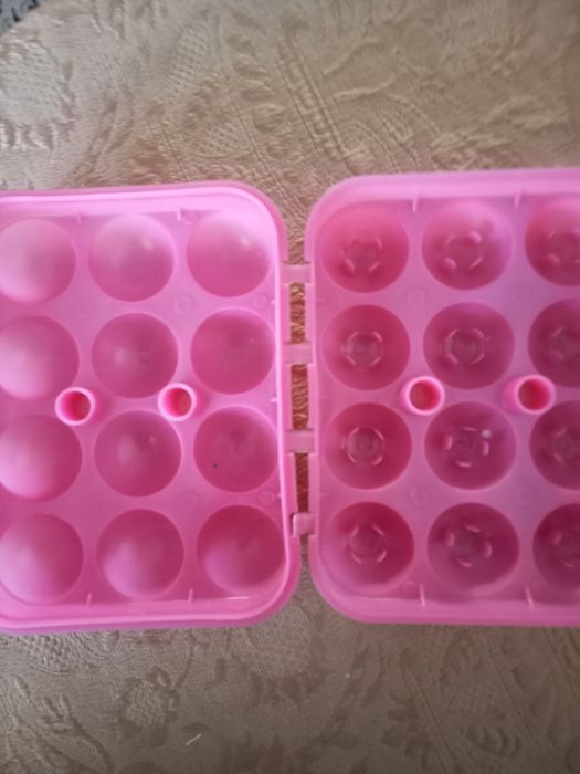 Контейнер новый для яиц