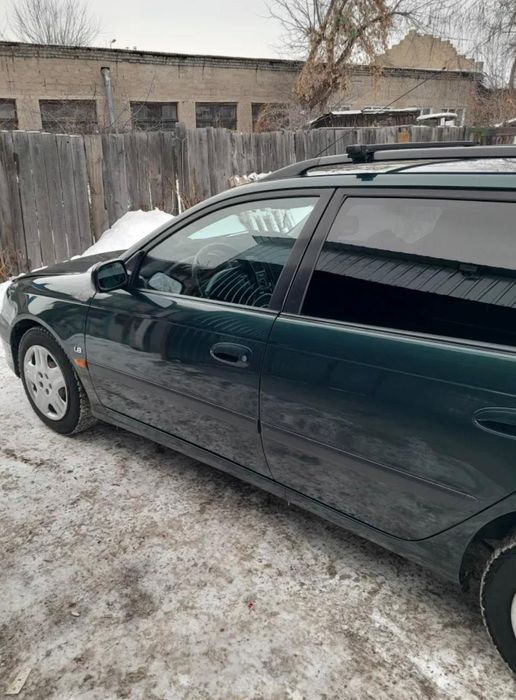 Продам машину Тойоту срочно.