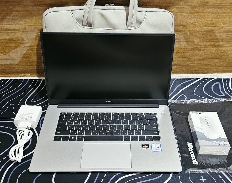 Huawei Matebook D15 ozu16,ssd512 Ryzen5!