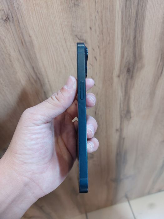 IPhone 14  синий
