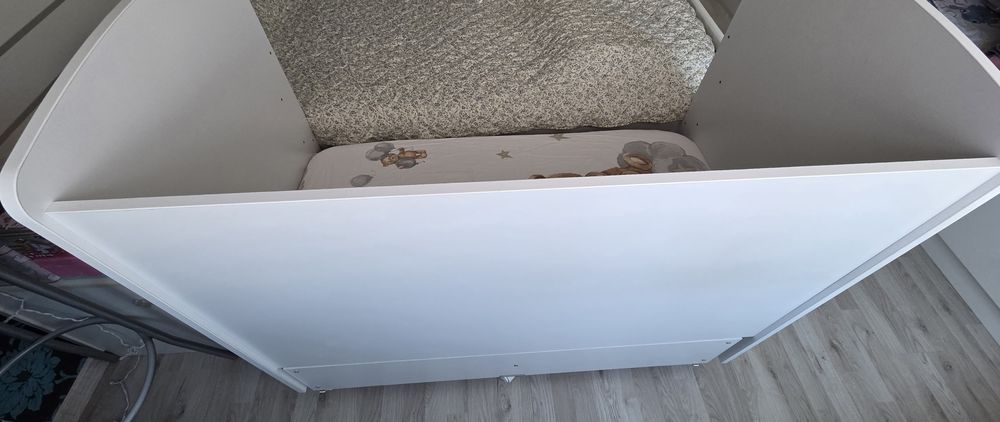 Дървена Бебешка кошара 60/120 с люлеещ механизъм