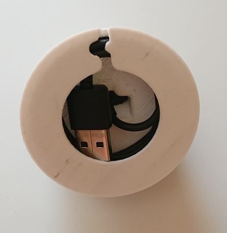 Стойка за смарт часовник изработена на 3д принтер