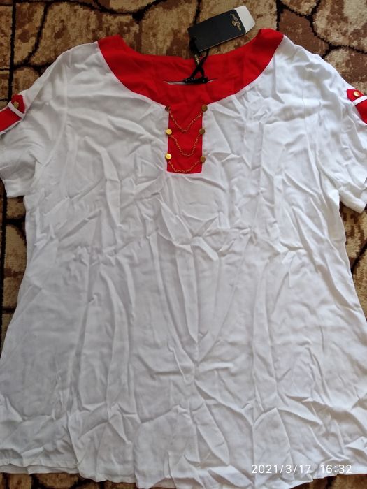 Продам  кофточки