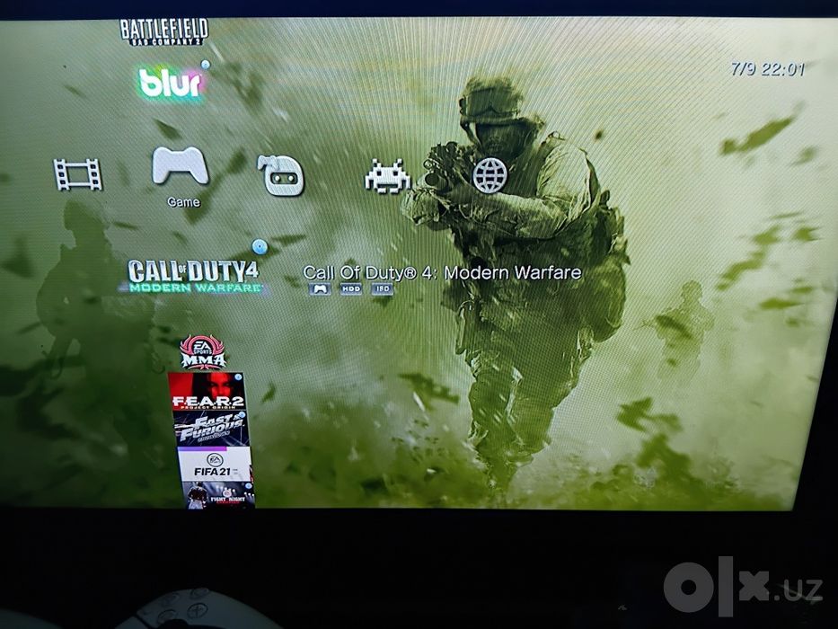PS3 Super slim 23 o'yini bor 2 djostik bor  .