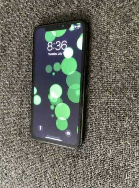 iPhone 11 - 64GB