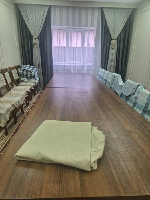 Продам 2 стол по 2 метра