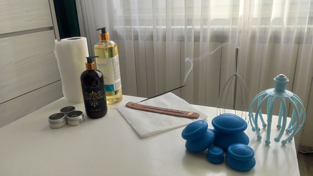 Masaj - servicii masaj