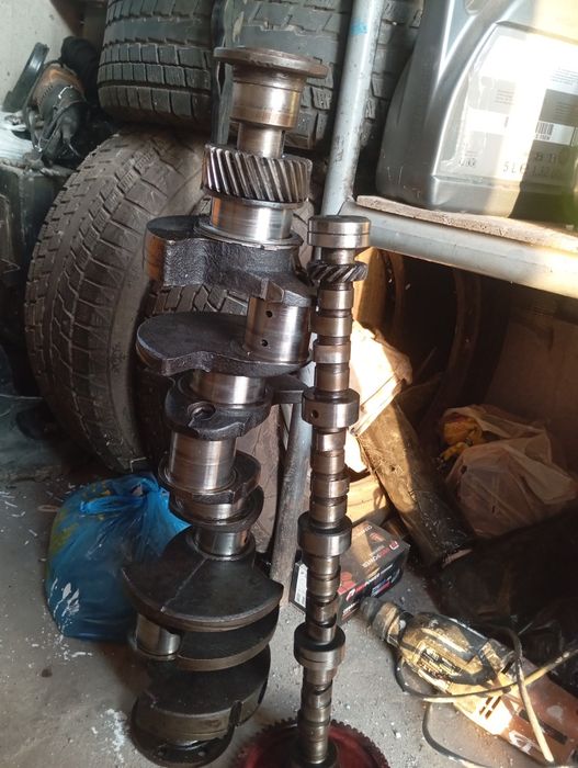Коленвал распредвал