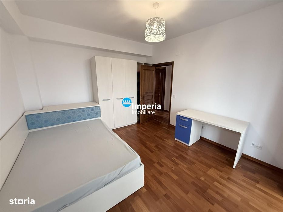 3 camere în inima orașului