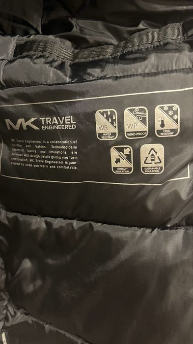 Продам зимний пуховик Michael Kors