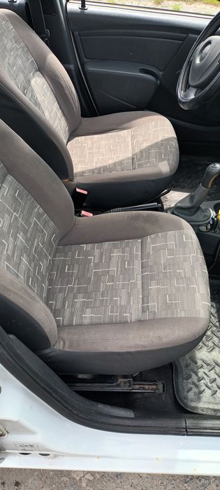 Vand dacia logan
