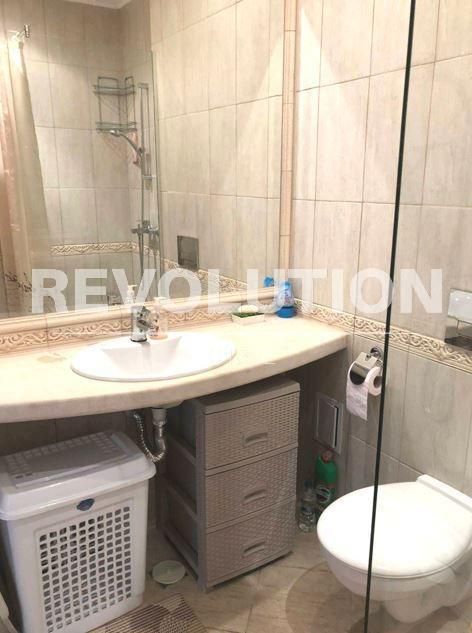 Дава се под наем Двустаен апартамент в Варна, Аспарухово - 65 кв.м за 548.25 € - Снимка #3