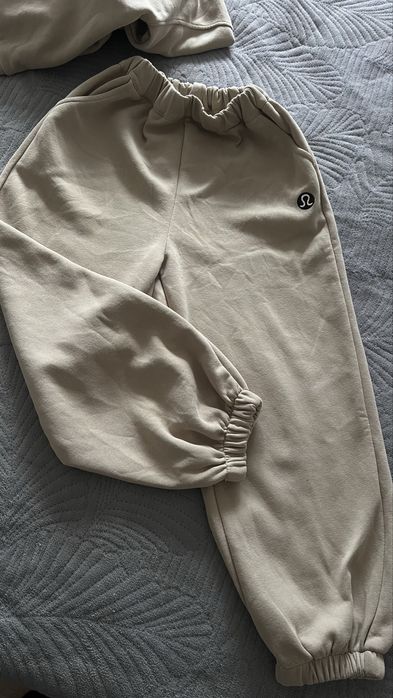 Продам вещи на 9-10 лет