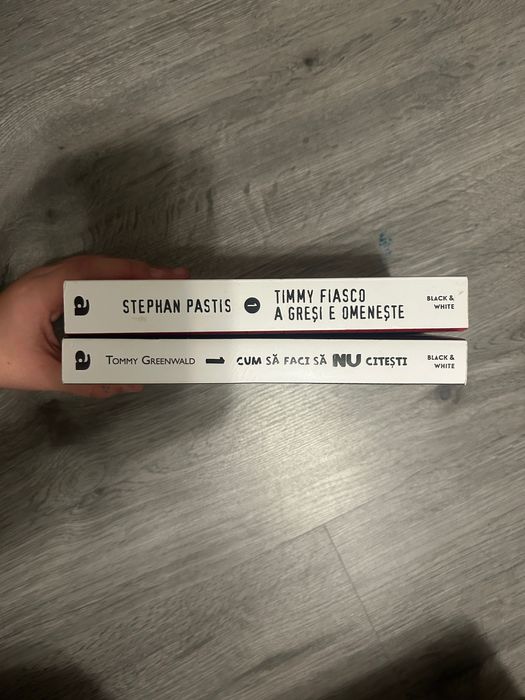 Set Black & White Arthur