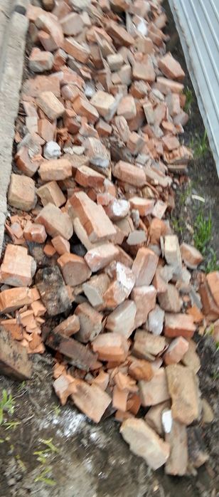 Срочно продам кирпич