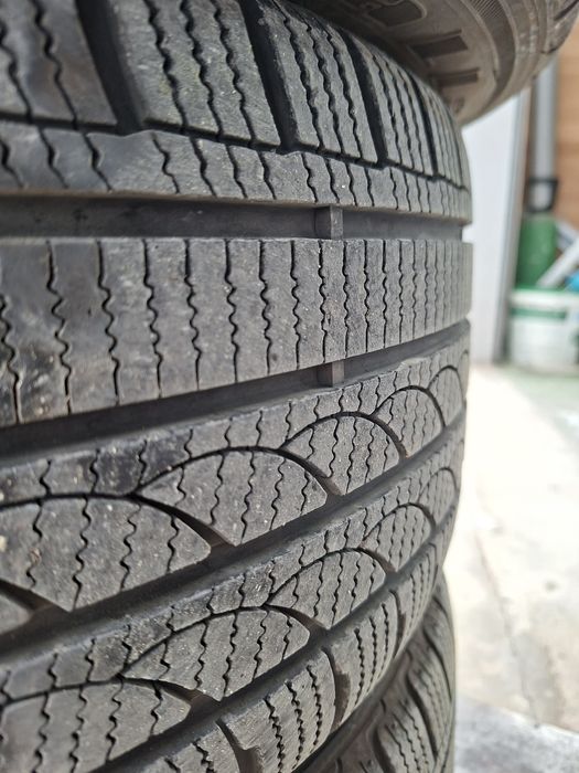 Зимни гуми ROTALLA Ice plus s210 225/45/17