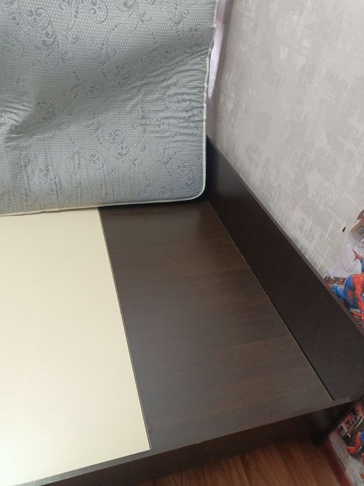 Продам кровать в хорошем состоянии