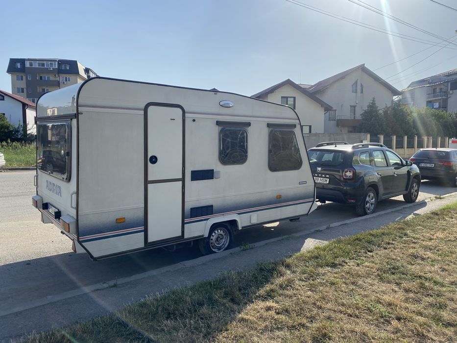 Vând rulotă Adria – 4 locuri