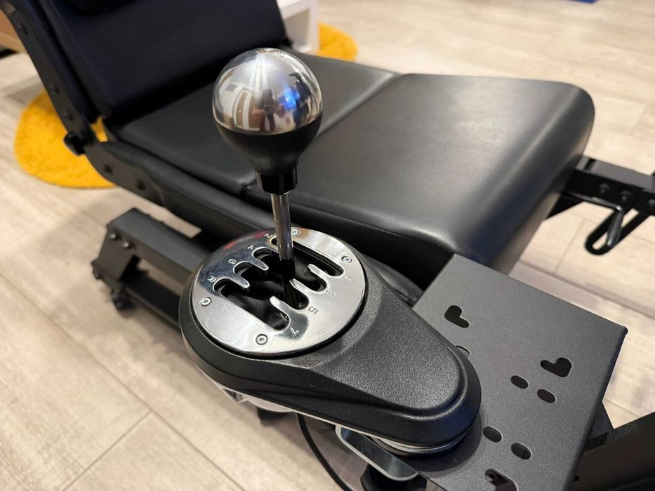Thrustmaster  volan T-GT 2 pedale T-LCM schimbator TH8A