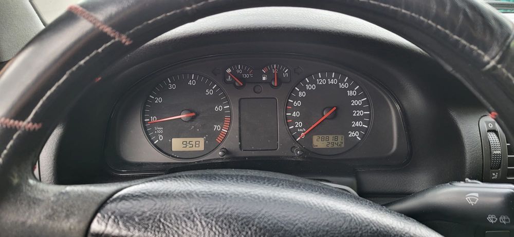 Volkswagen Passat B5 Break 1.6 Benzina 1997 Acte la zi