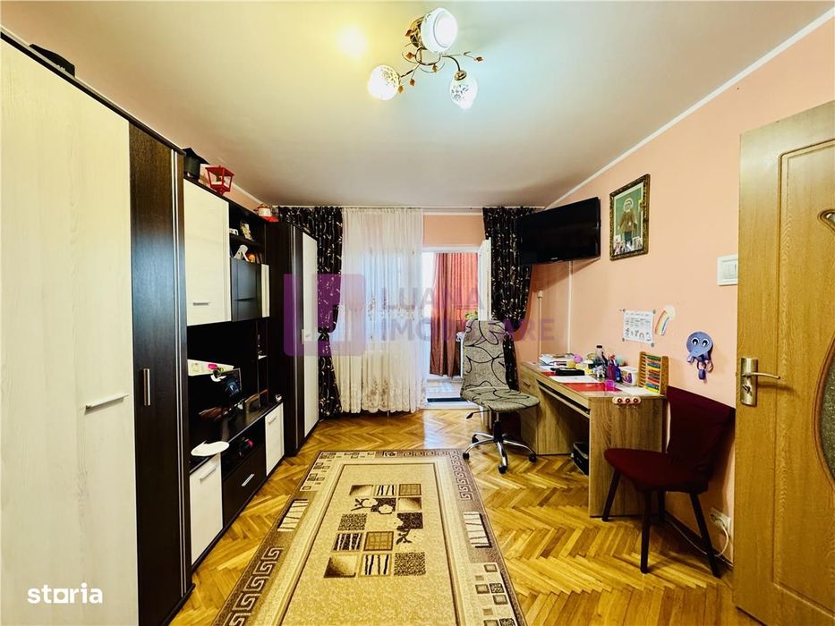 Apartament 2 camere de vanzare | Vasile Aaron | decomandat | pivnita |
