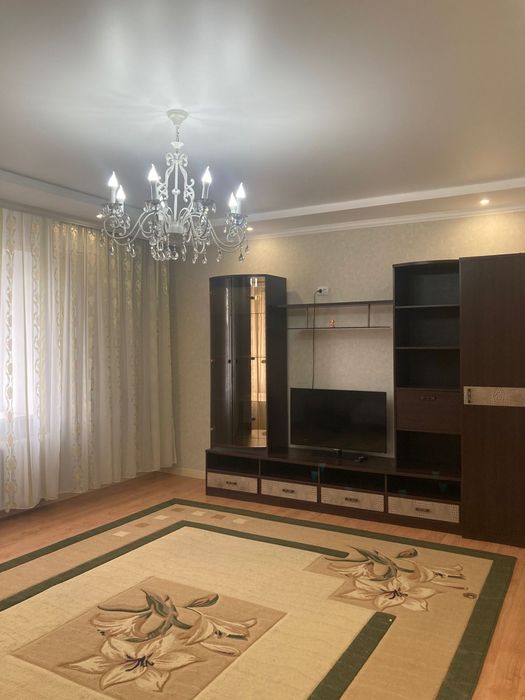 Сдаётся квартира 160000+ком услуга