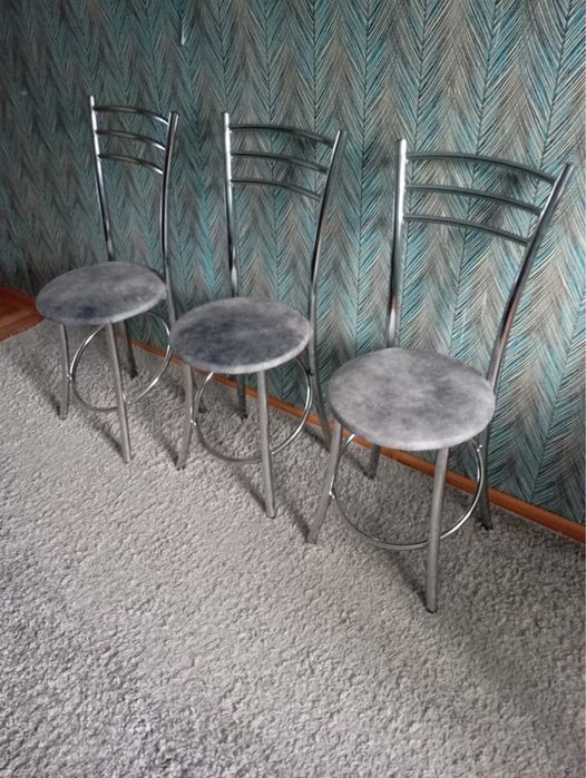 Продам 3 кухонных стула