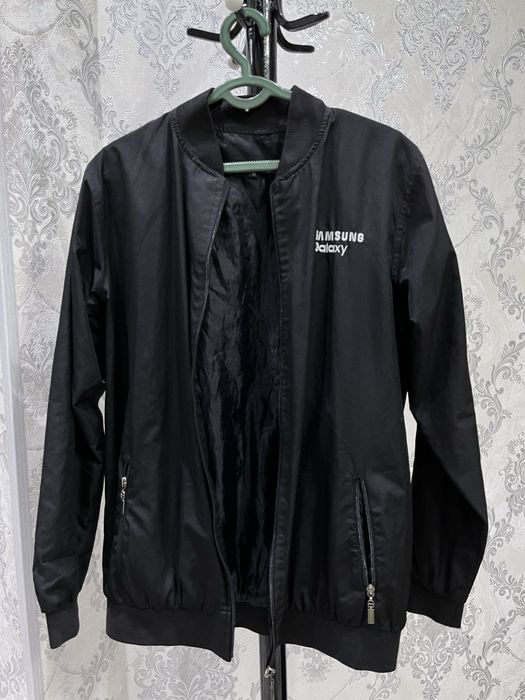 Ветровка черная универсальная