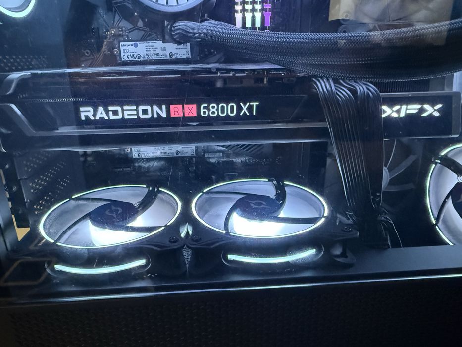 RX 6800XT 16 GB VRAM