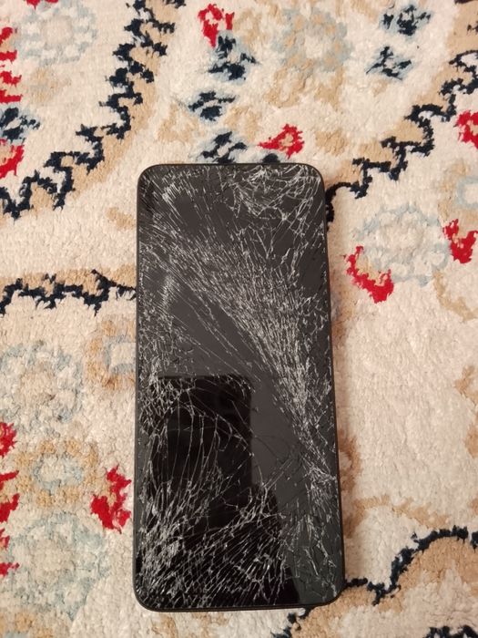 Редми телефоны сатылады