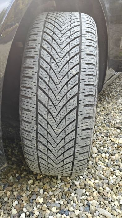 Set 4 jante originale Mercedes-Benz C-Class W205 R19 + anvelope all-season