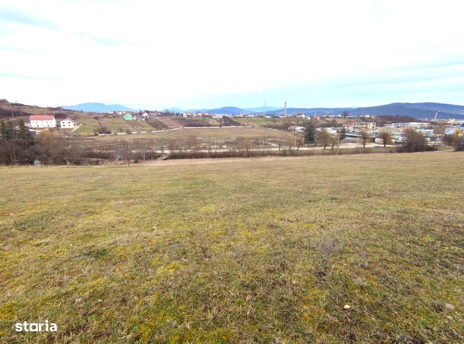 Teren intravilan Valea Castailor zona Rombat
