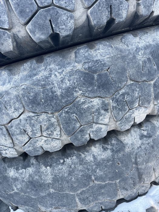 Резина Зил камаз 9R20