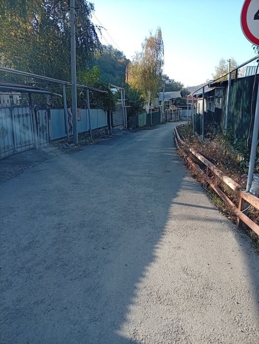 Продам участок 10 соток в Медеуском районе.