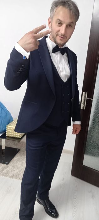 Costum ceremonie