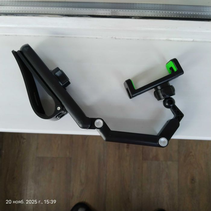 Держатель для смартфона для автомобиля