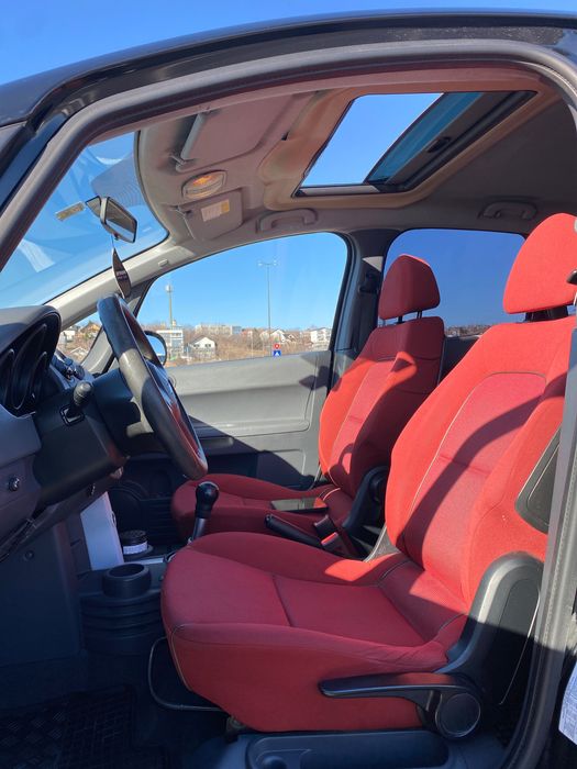 Vând urgent Mitsubishi Colt