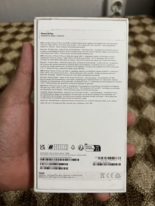 Продам iPhone 15 Plus 128gb