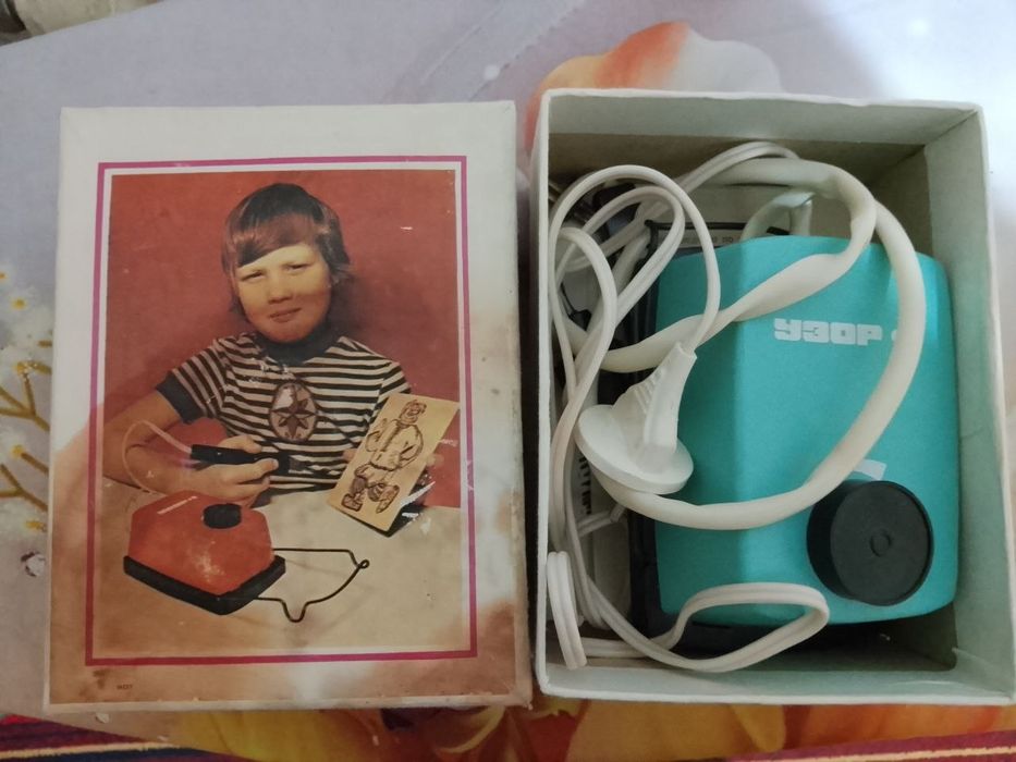 советский электроприбор для выжигания по деревуния