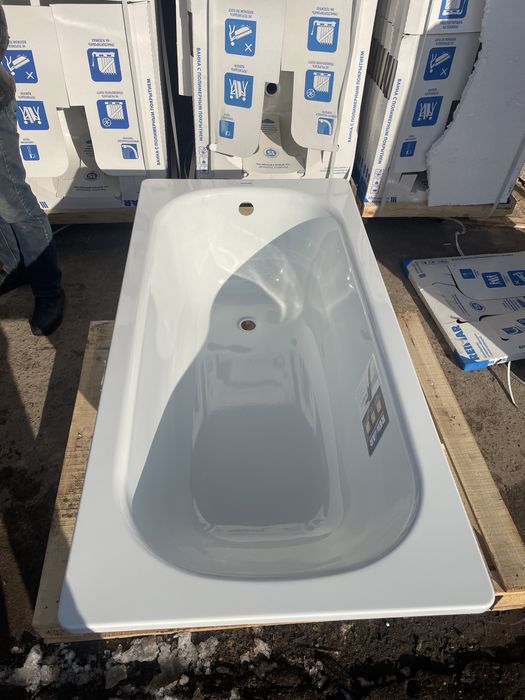 Ванны российского производства сталные и чугунный. Сантехника.