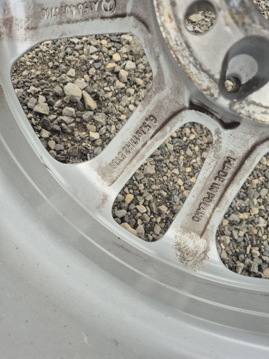 Mercedes-Benz GLA джанти + зимни гуми Continental WinterContact 17"