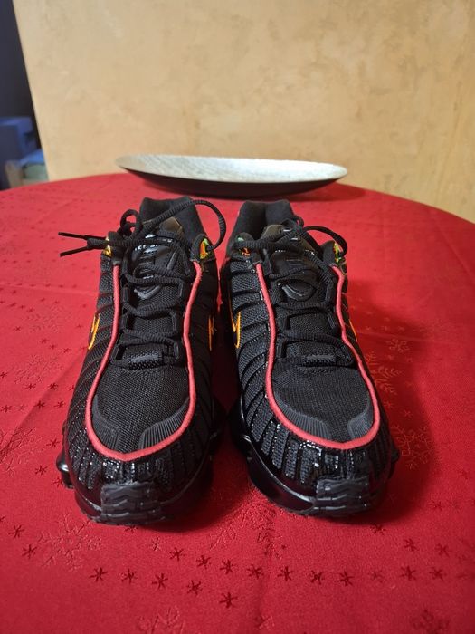 Nike shox model nou