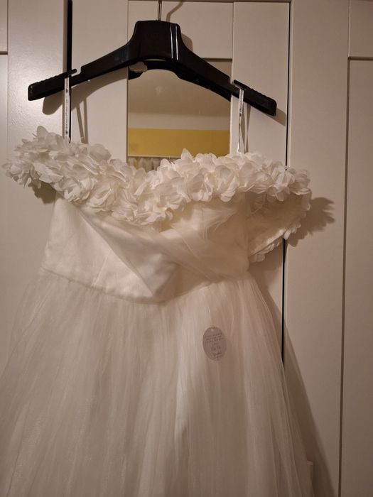 Сватбена чисто нова рокля