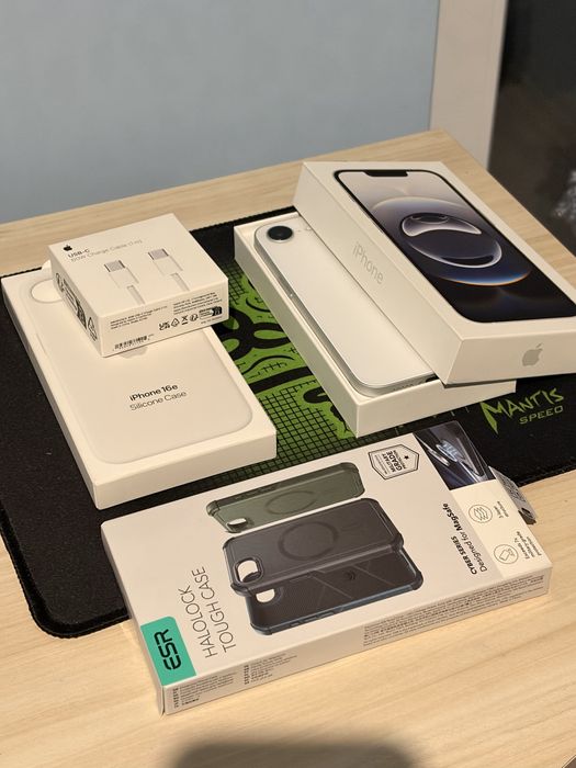 iPhone 16e с гаранция 100%