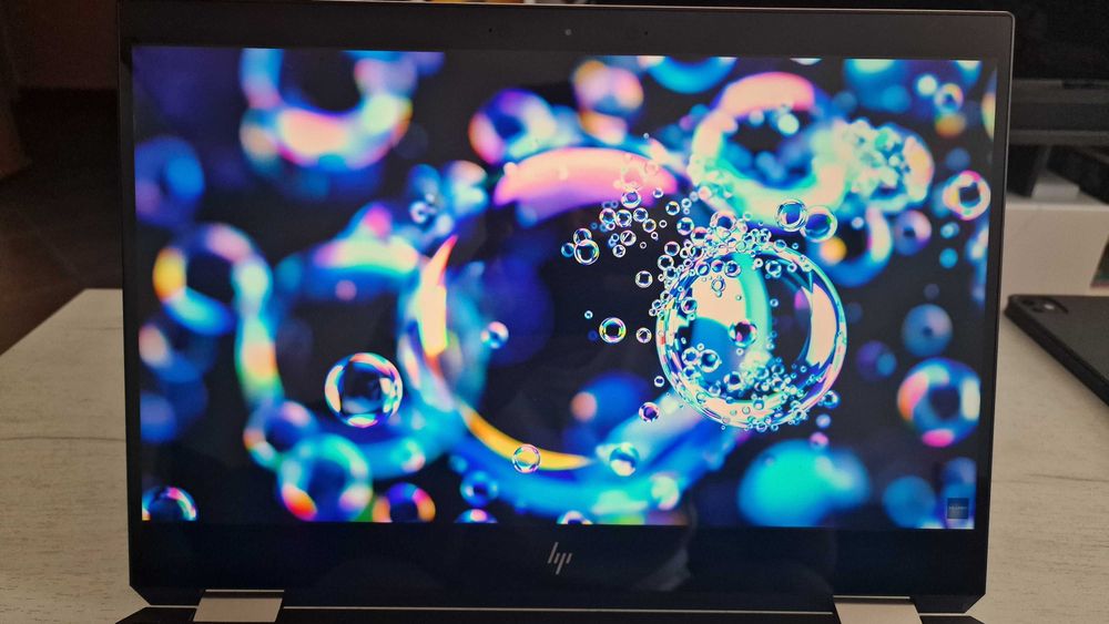 Лаптоп HP Spectre X360 15 инчов 4K Ultra HD (3840 x 2160), Touchscreen