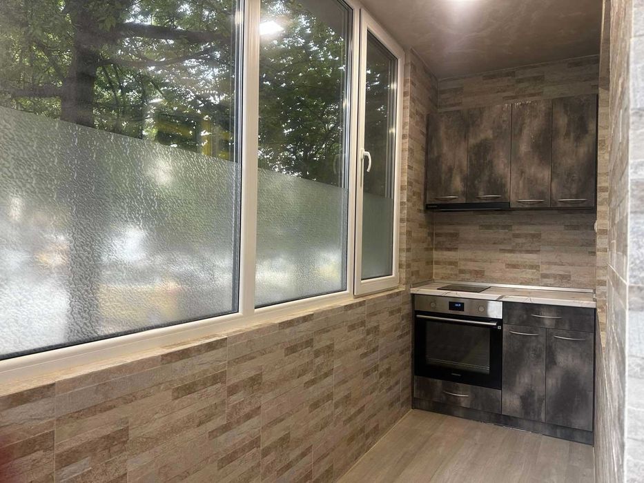 Дава се под наем Двустаен апартамент в Стара Загора, Център - 48 кв.м за 357 € - Снимка #1