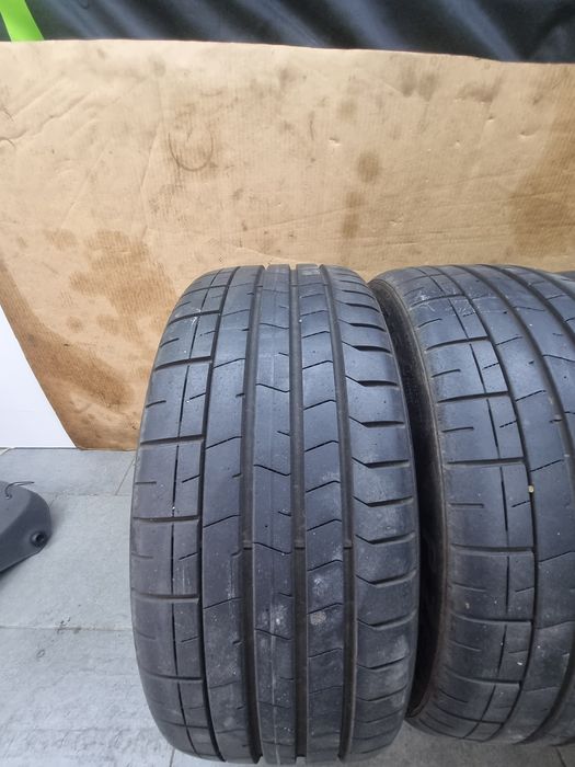 Гуми 235/ 35/19 pirelli p zero