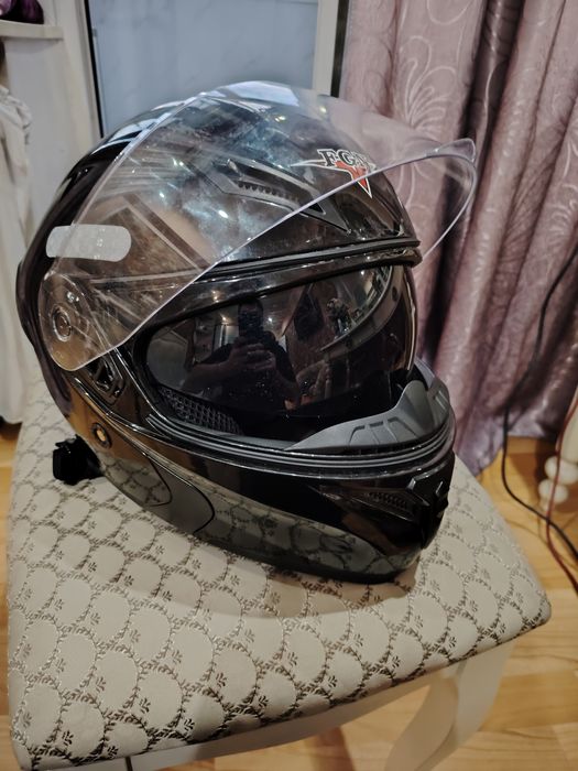 Продам шлем фактически новый