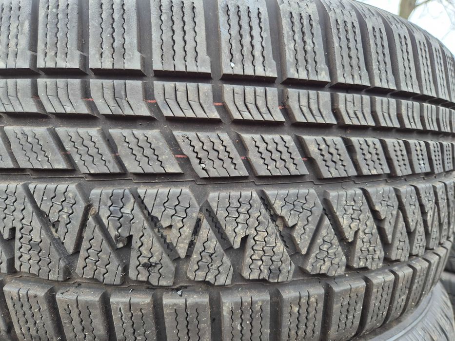 2 Anvelope de IARNA - 265/40/21 - KUMHO - CA NOI DOT 2022