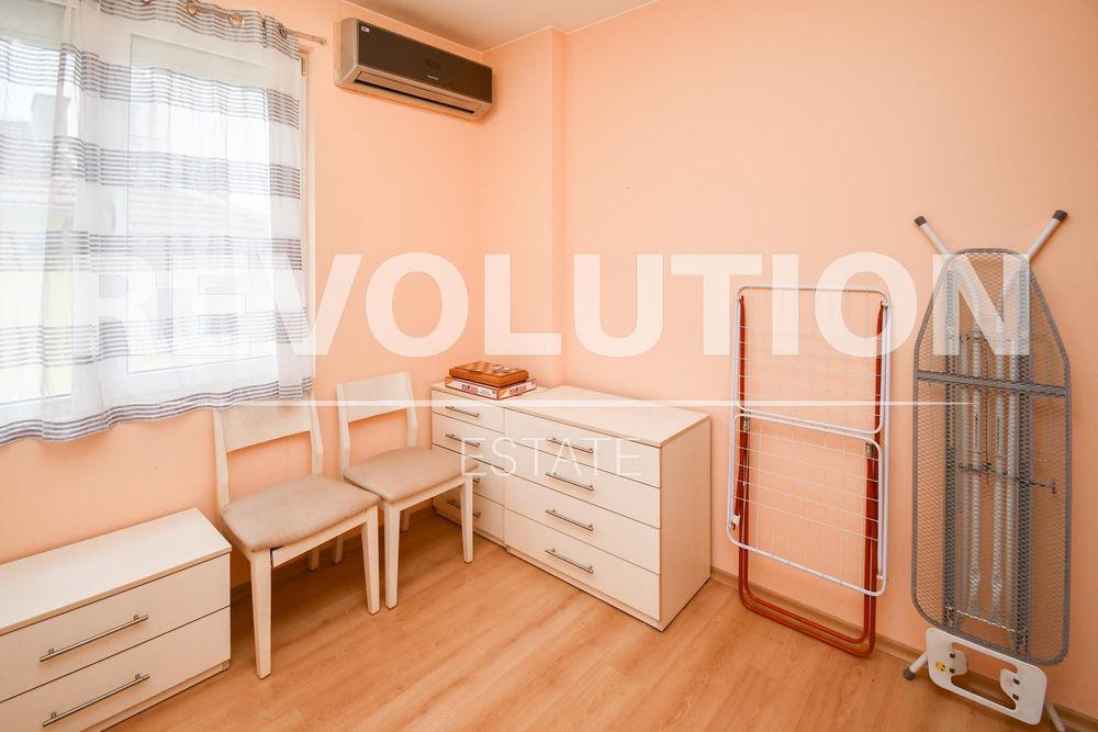 Дава се под наем Двустаен апартамент в София, Зона Б-5 - 55 кв.м за 562 € - Снимка #4